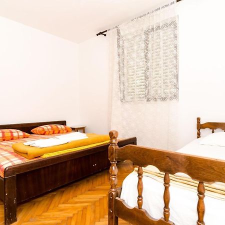 מולונאט Villa Peragic חדר תמונה