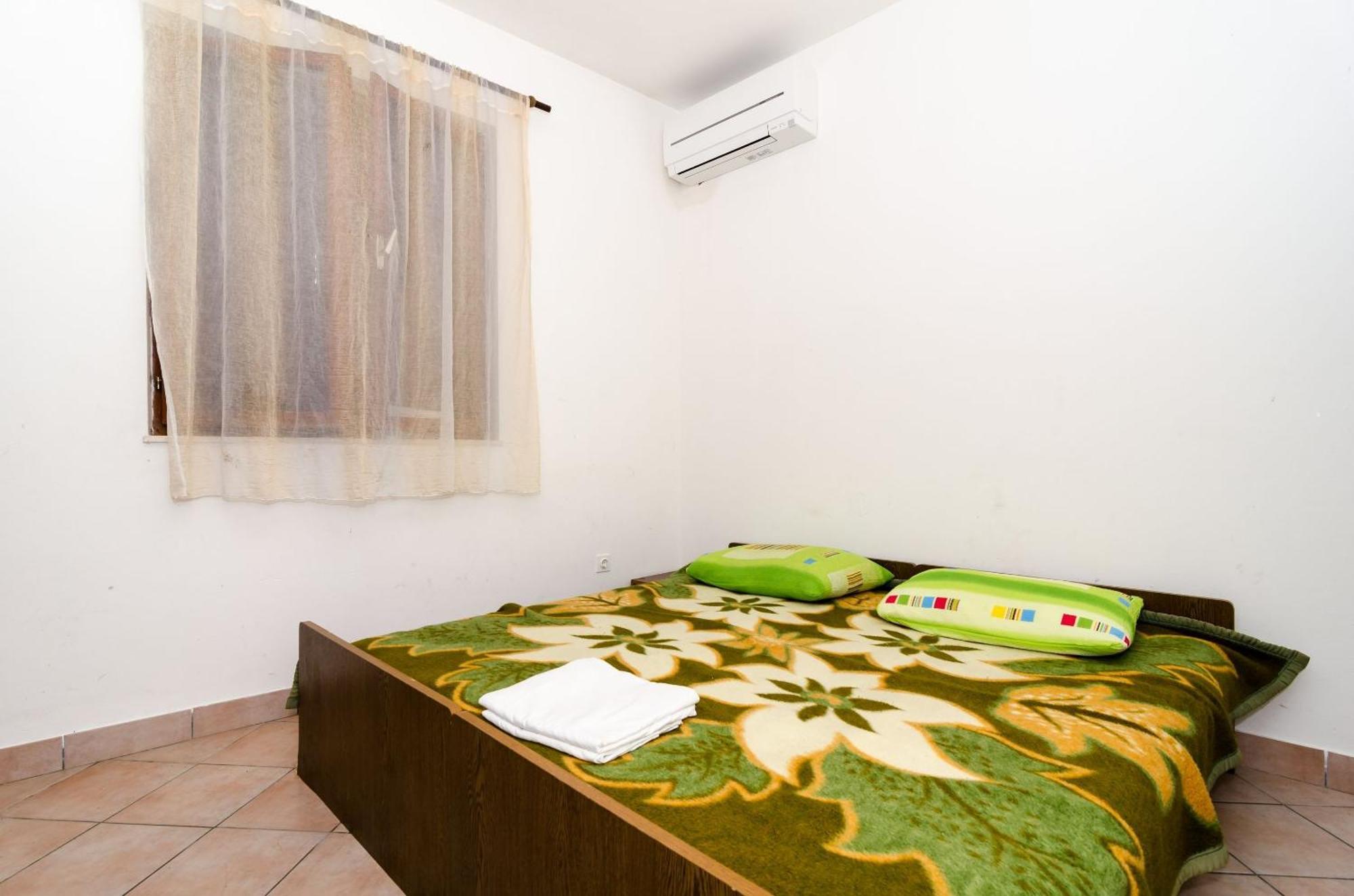 מולונאט Villa Peragic חדר תמונה